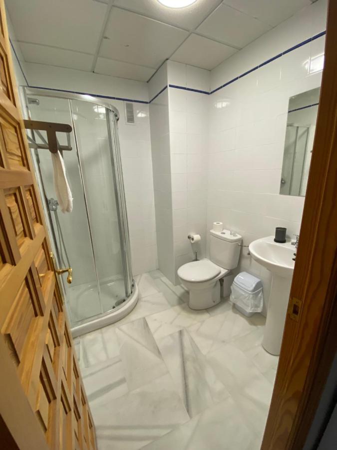Bj. A Apartamentos Arguinan قرطبة المظهر الخارجي الصورة